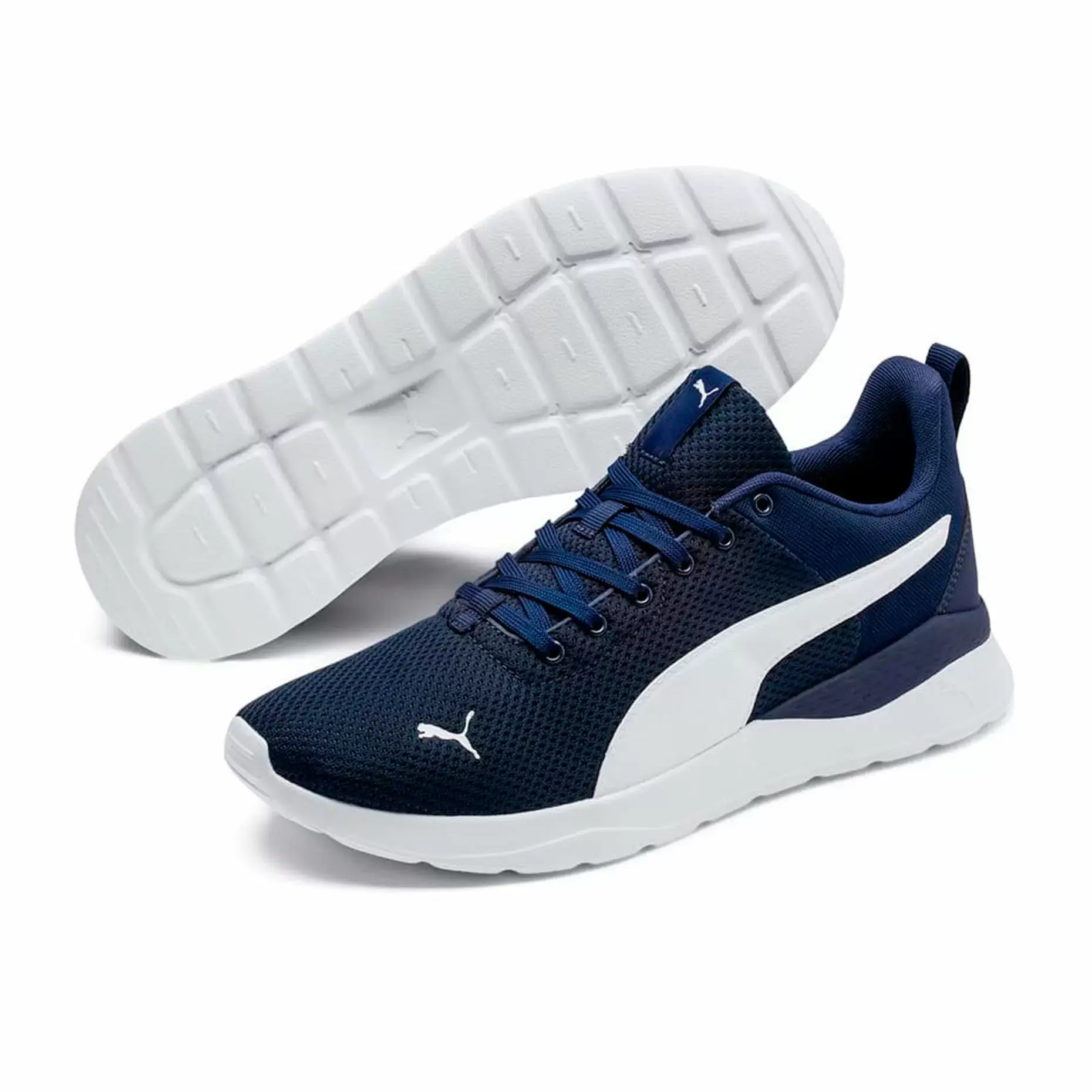 Puma Sneakers