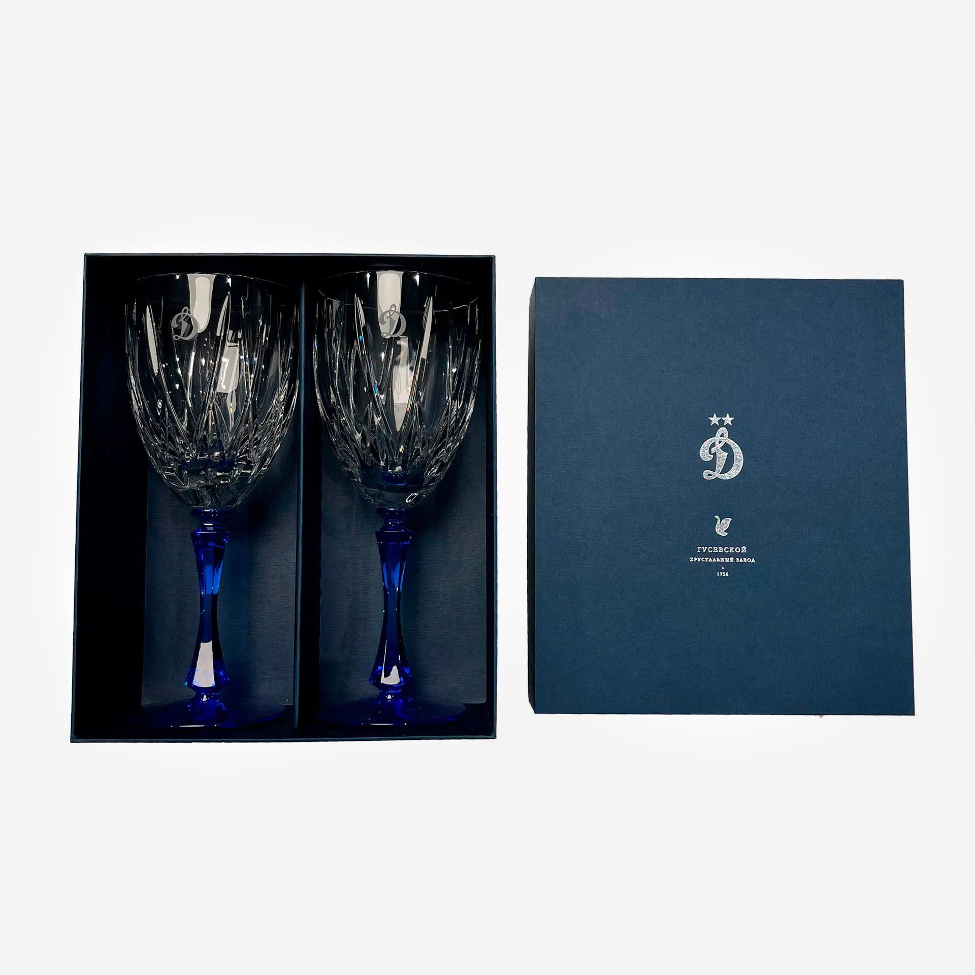 Set of wine glasses