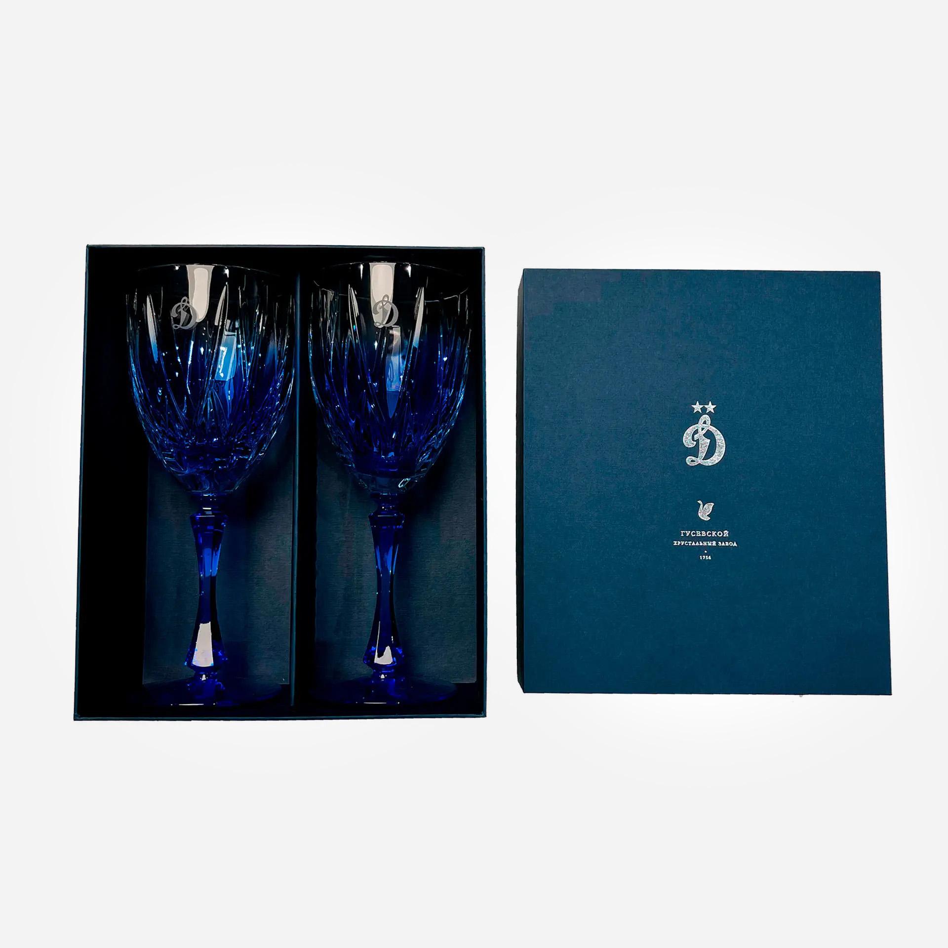 Set of wine glasses